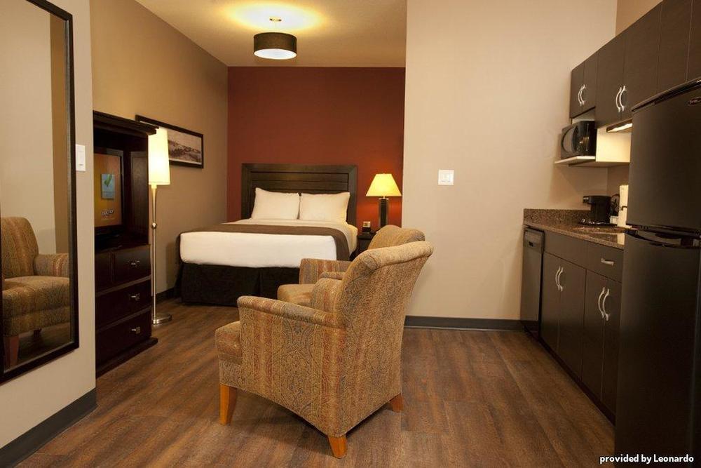 Quality Inn & Suites Саскатун Номер фото