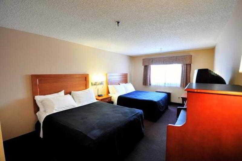 Quality Inn & Suites Саскатун Номер фото